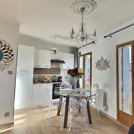 Appartement De Charme Avec Balcon Au Pied Des Commerces Béziers Exteriér fotografie